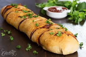 Chicken Combo Blue Stromboli – The Perfect Twist on a Classic Favorite 6 Chicken Combo Blue Stromboli – The Perfect Twist on a Classic Favorite